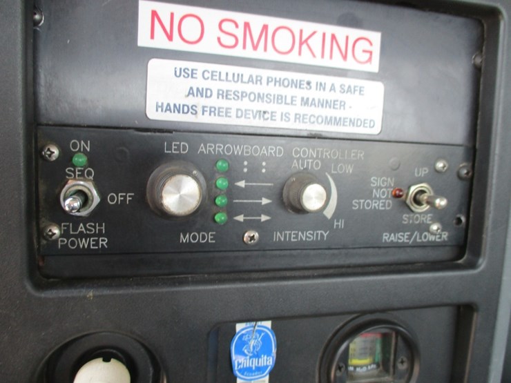 2006-international-durastar-4300-image-10