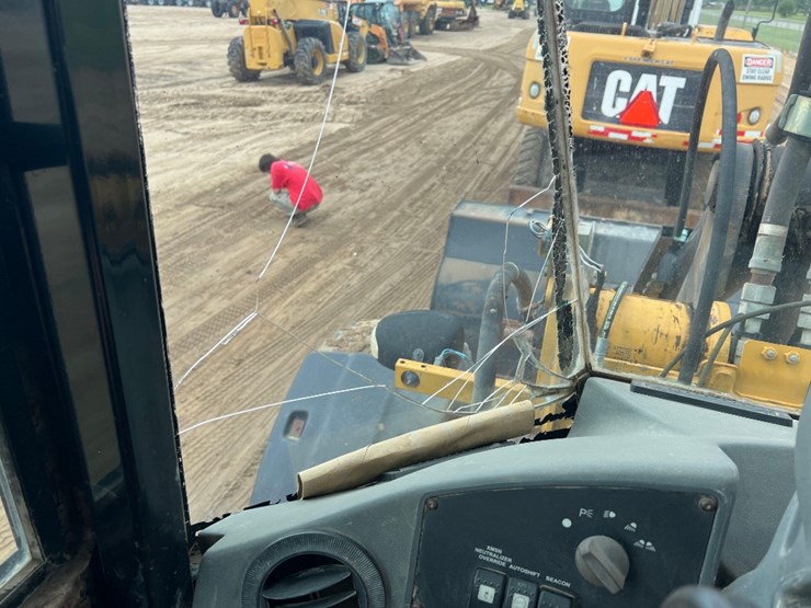 2007-caterpillar-930g-image-39