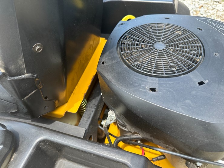 #15-•-hustler-raptor-sd-zero-turn-mower-17020368-inv#:-25450-image-28