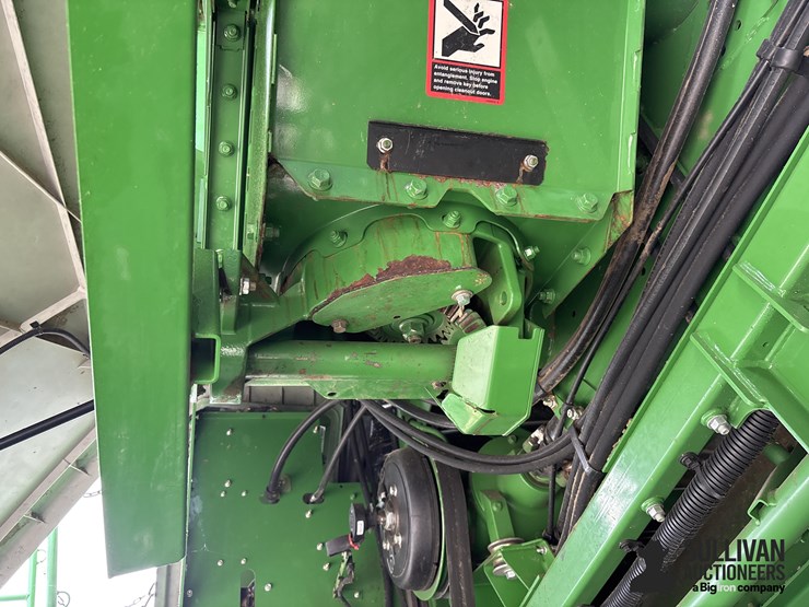 2014-john-deere-s660-image-19