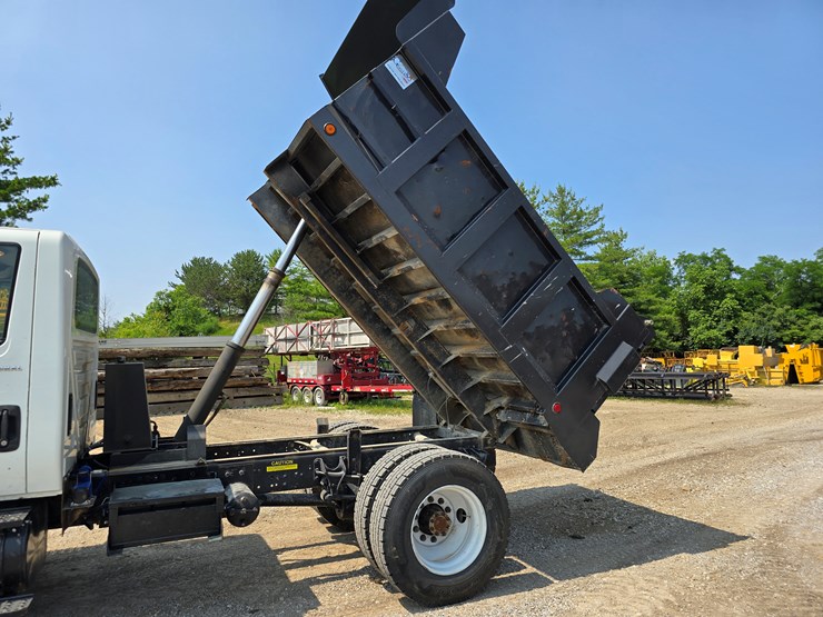 2007-international-durastar-4300-image-95