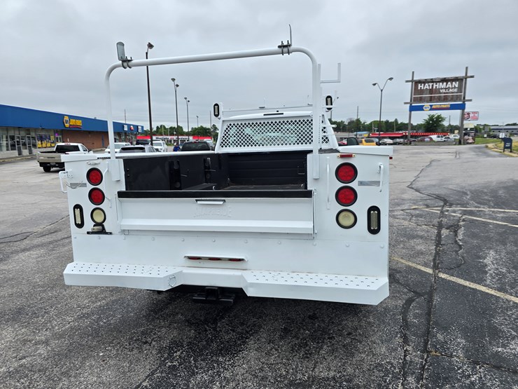 2007-ford-f550-image-23