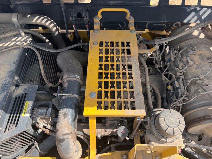 2020-komatsu-pc360-lc-11-image-37