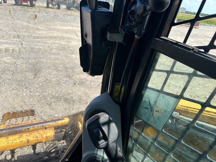 caterpillar-299c-image-50