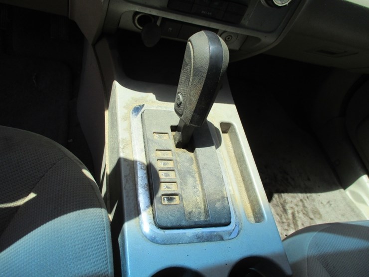 2008-ford-escape-xlt-image-10
