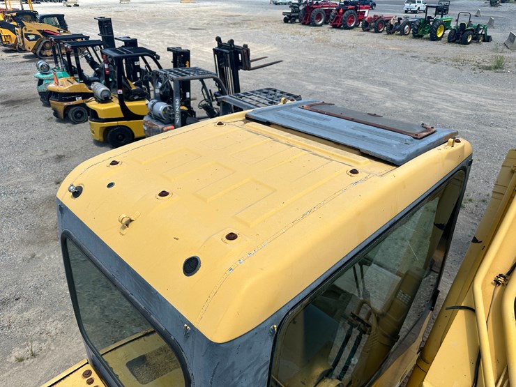 komatsu-pc200-image-78