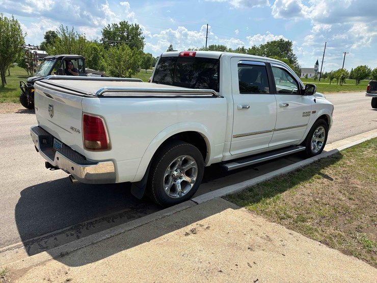 2013-dodge-ram-1500-image-6