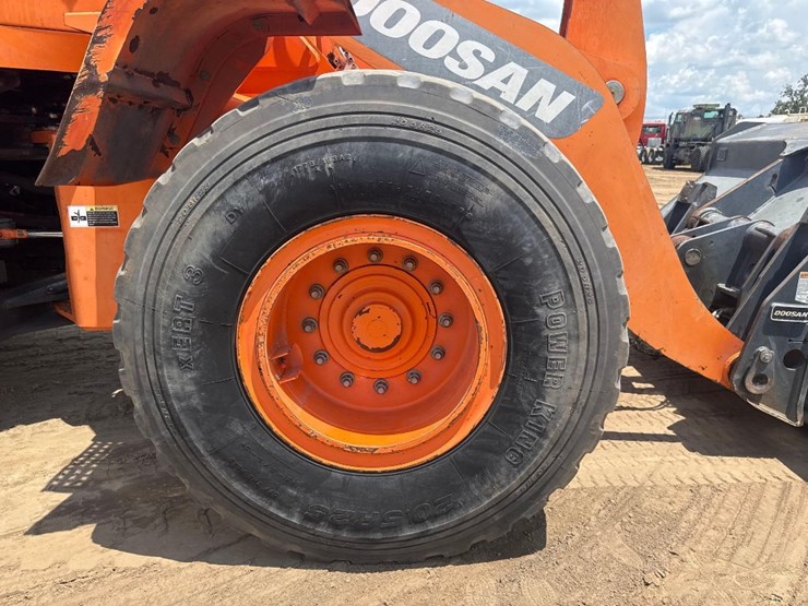 doosan-dl250-image-11