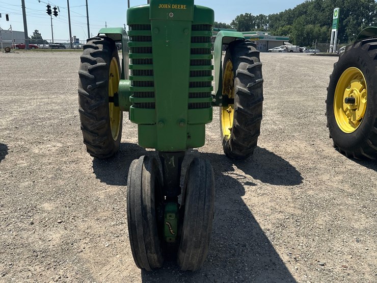 john-deere-a-image-2