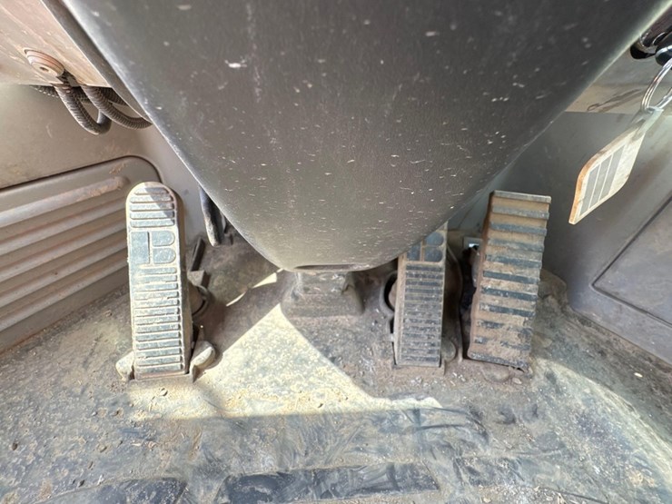 2019-komatsu-wa380-8-image-30