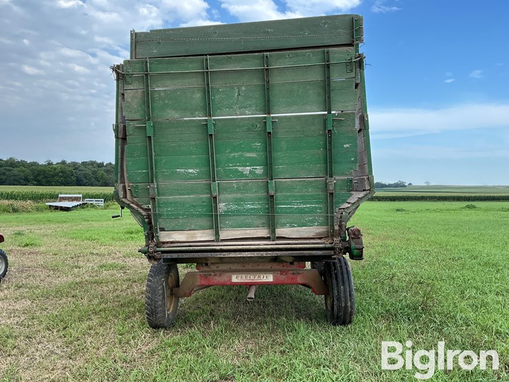 farmhand-forage-wagon-image-6