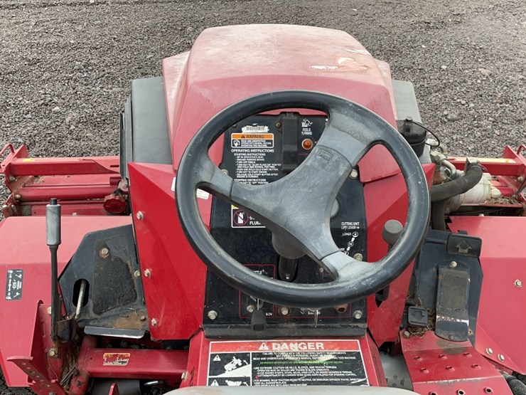 toro-reelmaster-2300d-image-11