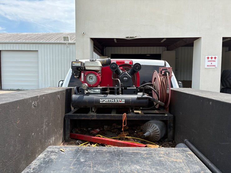 2018-dodge-3500-image-11