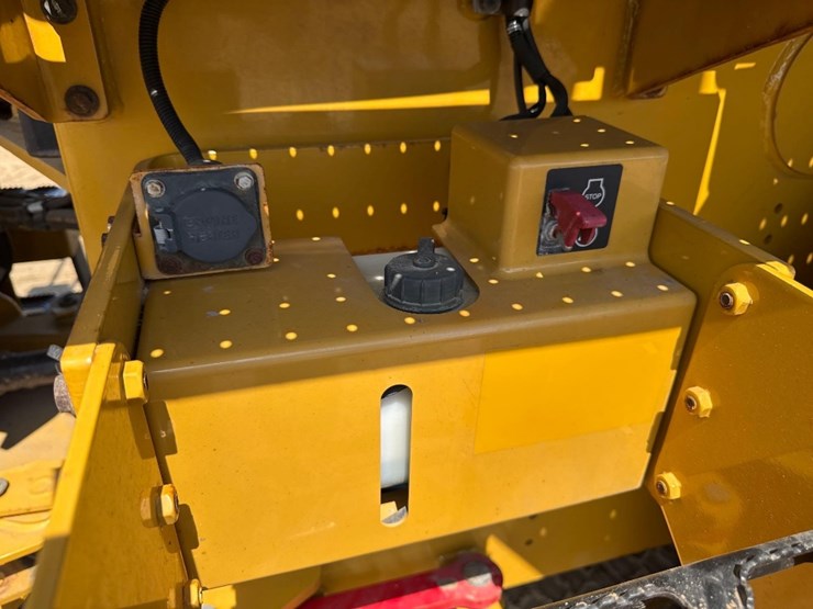 caterpillar-926m-image-37