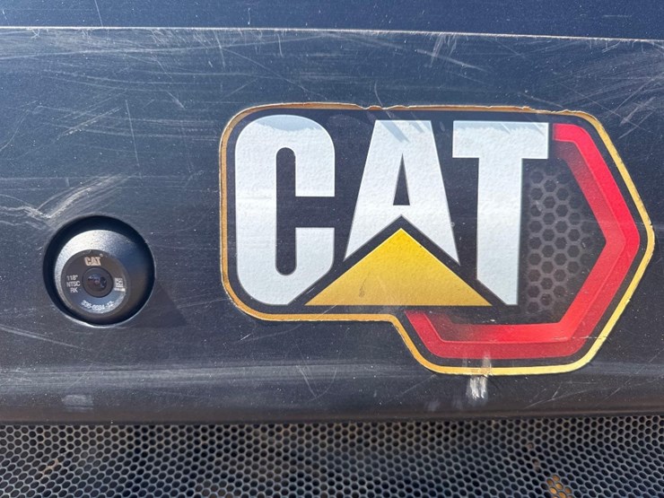2021-caterpillar-259d3-image-12
