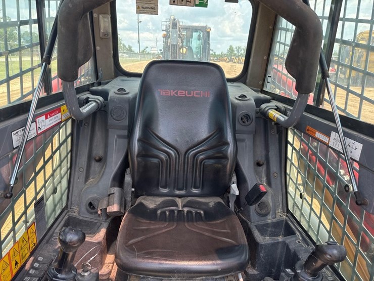 takeuchi-tl8r2-image-24