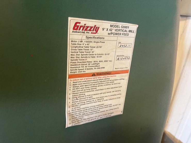 #5-•-2012-grizzly-9”-x-42”-vertical-mill-with-power-feed-image-7