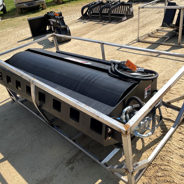 #2243 • 2025 JCT Heavy Duty 72" Skid Steer Vibratory Roller