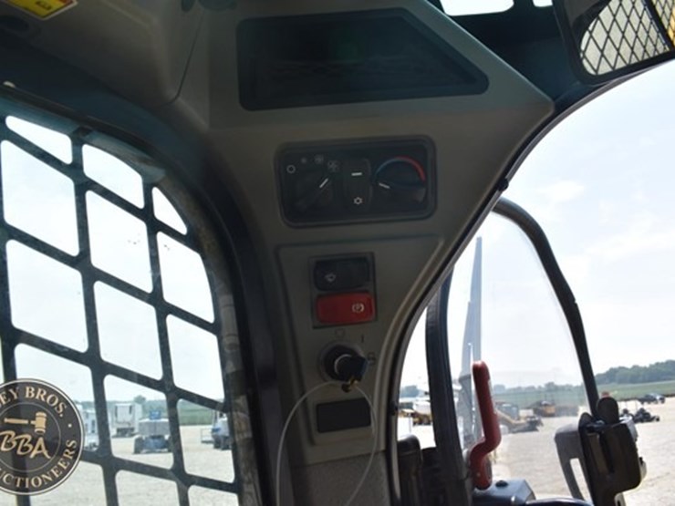 2019-caterpillar-289d-image-47