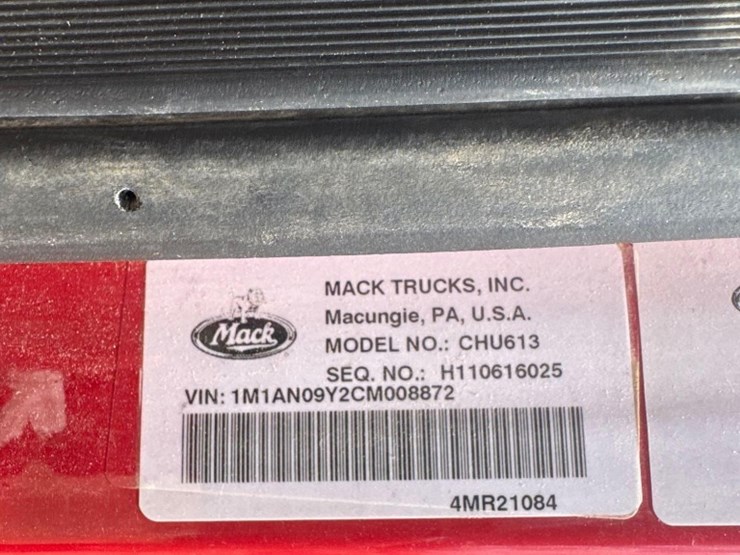 2012-mack-ch613-image-26