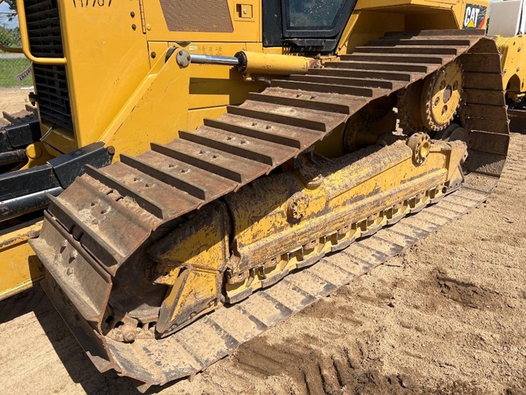 2019-caterpillar-d6n-lgp-image-9