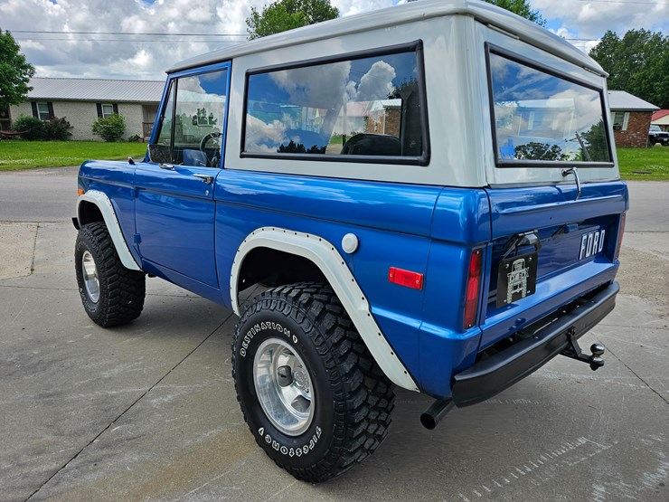 1974-ford-bronco-image-16