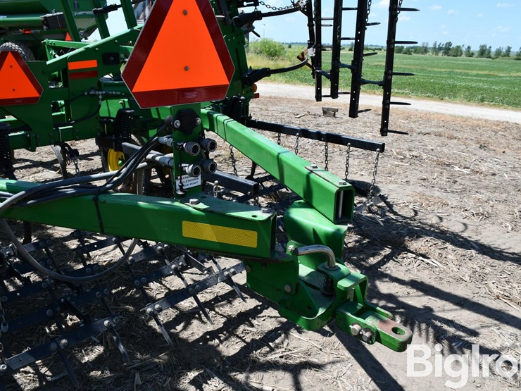 john-deere-2210-image-11