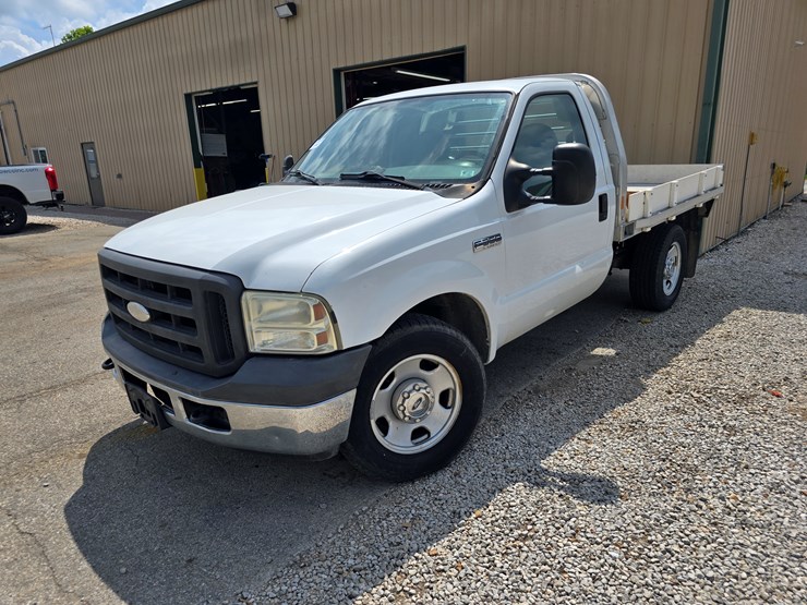 2005-ford-f350-image-2