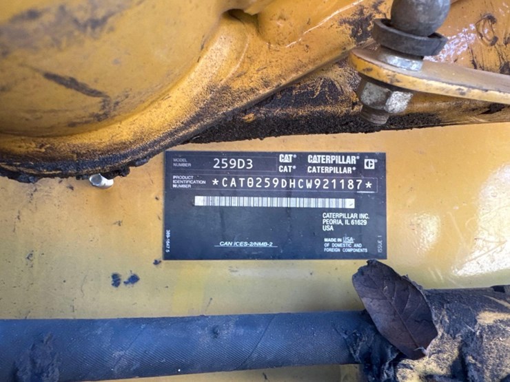2022-caterpillar-259d3-image-18