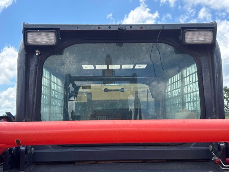 2022-kubota-svl75-2-image-18