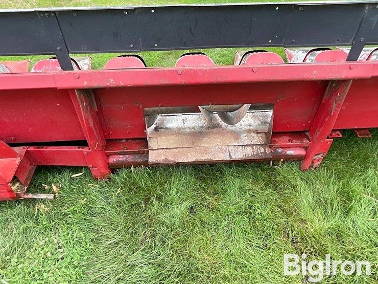 case-ih-1063-image-11