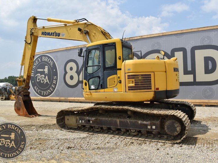 2012-komatsu-pc228us-lc-8-image-14