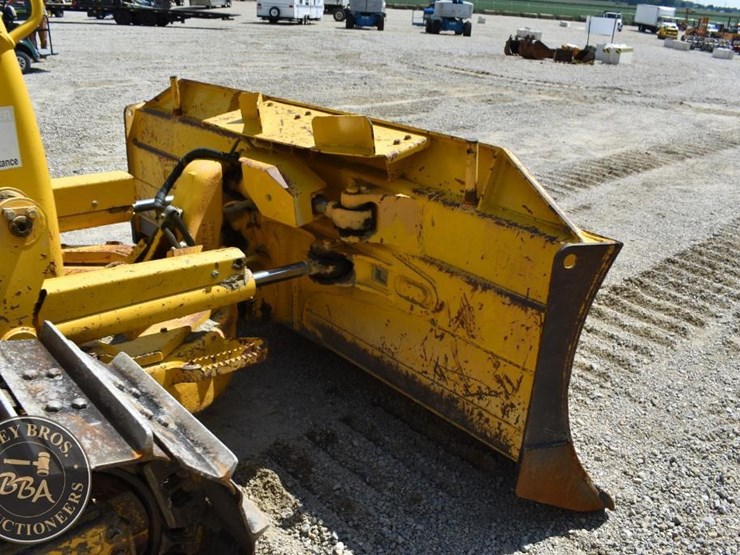 2014-komatsu-d51exi-22-image-26