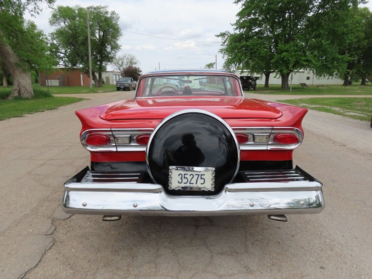 1958-ford-fairlane-500-skyliner-retractable-hardtop-image-11