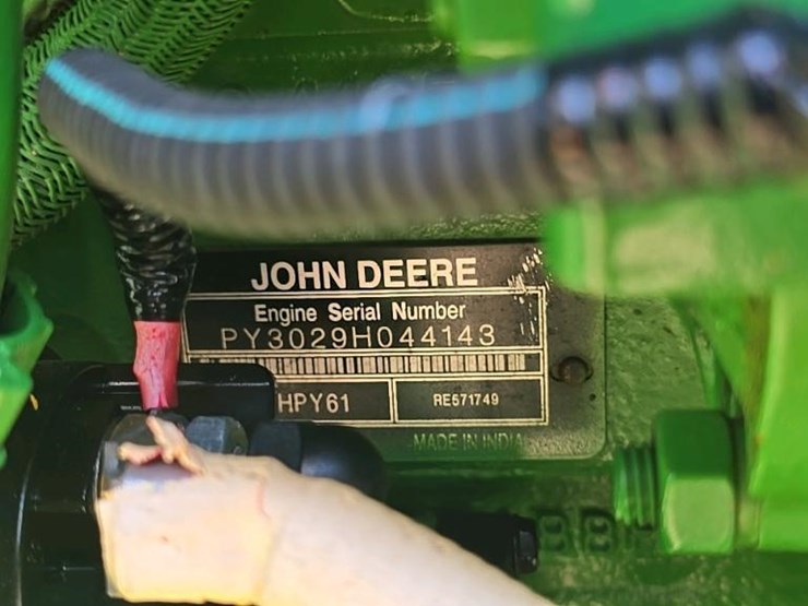 2015-john-deere-5065e-image-59
