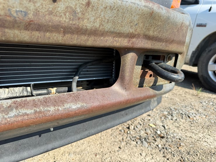 2001-ford-f350-image-31