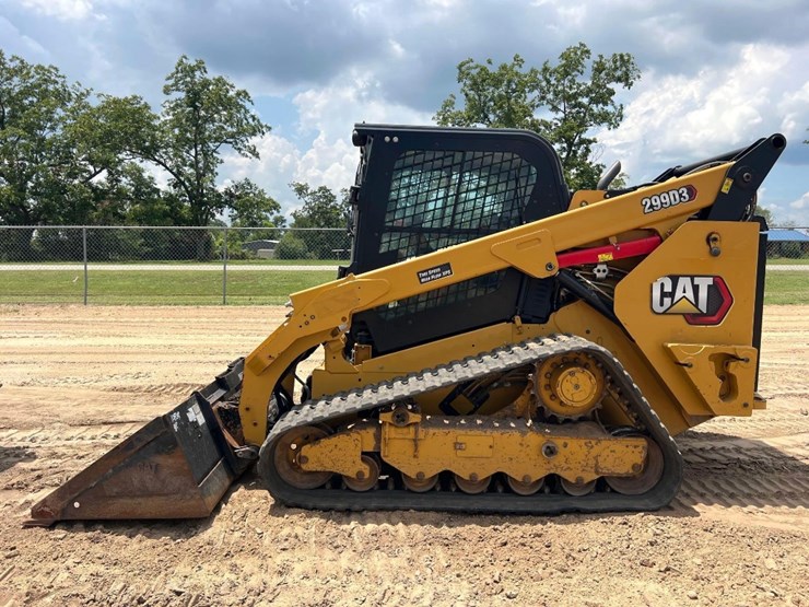 2023-caterpillar-299d3-image-1