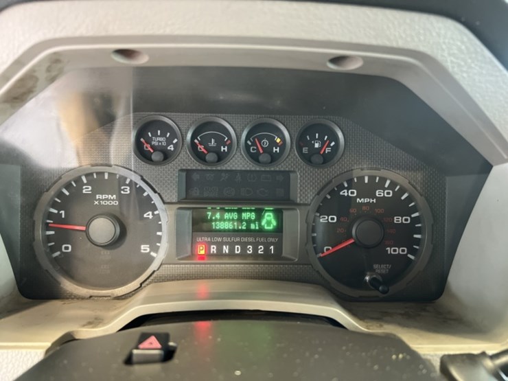 2008-ford-f550-image-16