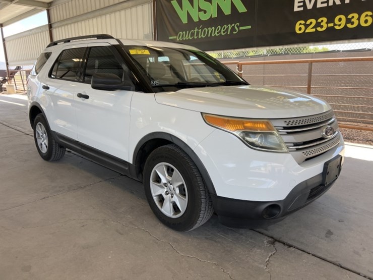 2013-ford-explorer-image-2