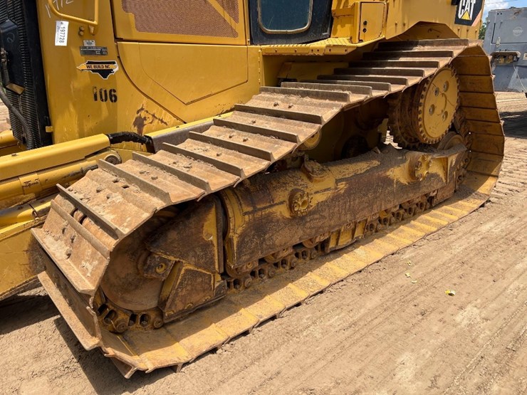 2015-caterpillar-d6t-lgp-image-8