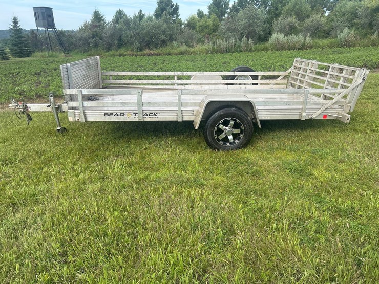 2019-bear-track-trailer-image-2