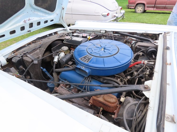 1967-lincoln-continental-convertible-image-14