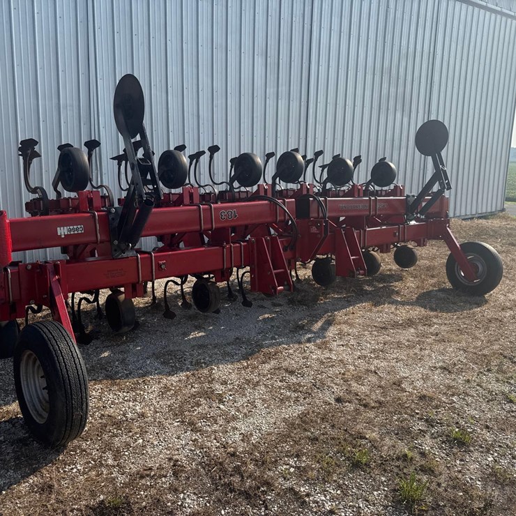 CASE IH 183