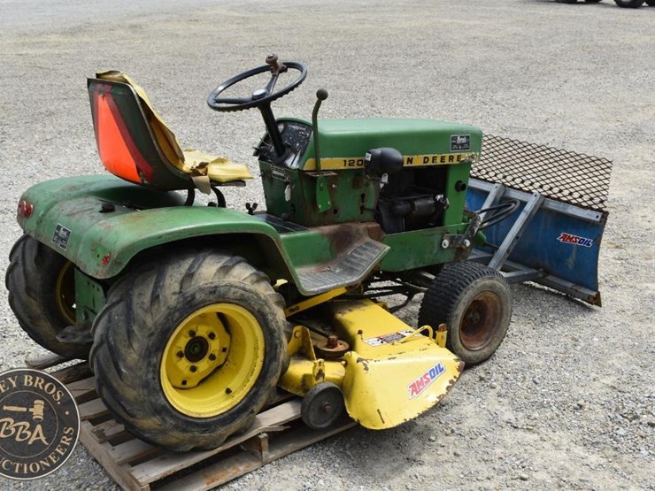 john-deere-120-image-4