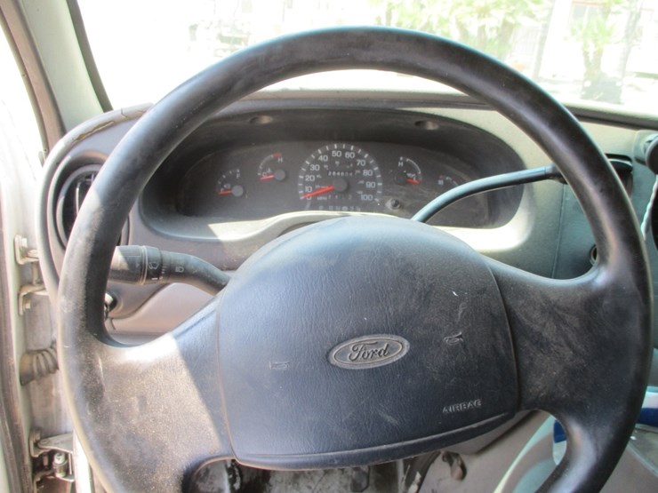 1998-ford-cargo-image-10