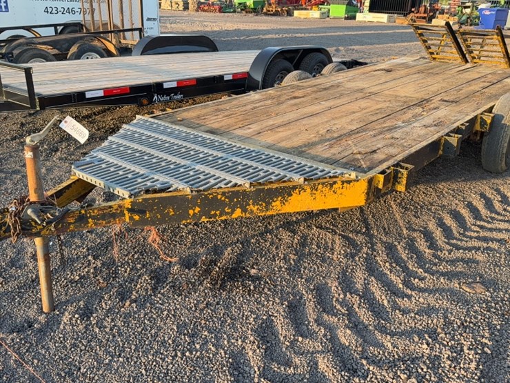 #3076-•-16'-bumper-pull-trailer-image-1