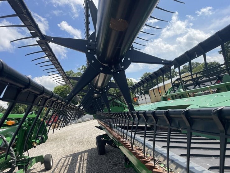 2013-john-deere-635fd-image-35