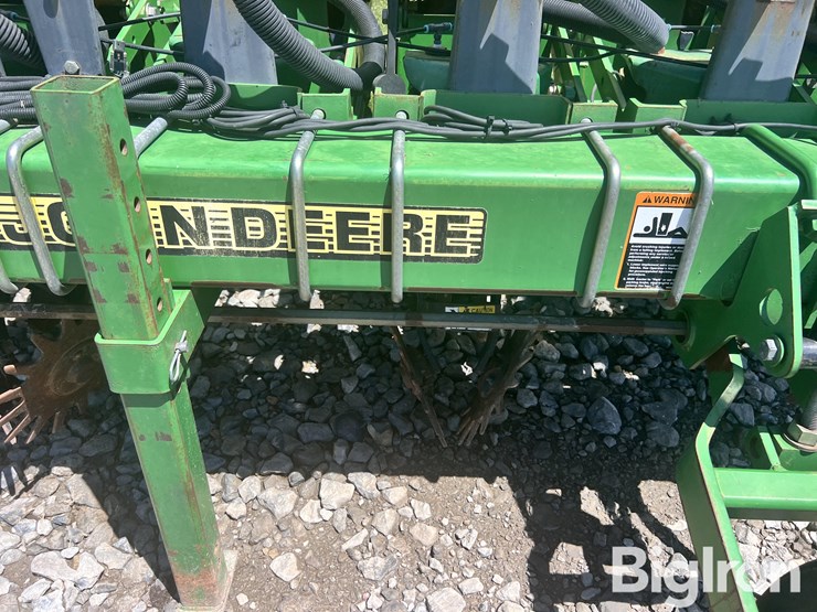 john-deere-1730-image-17
