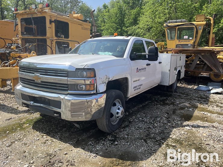 2015-chevrolet-silverado-3500-image-8