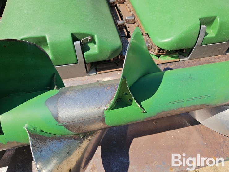 2011-john-deere-608c-stalkmaster-image-19